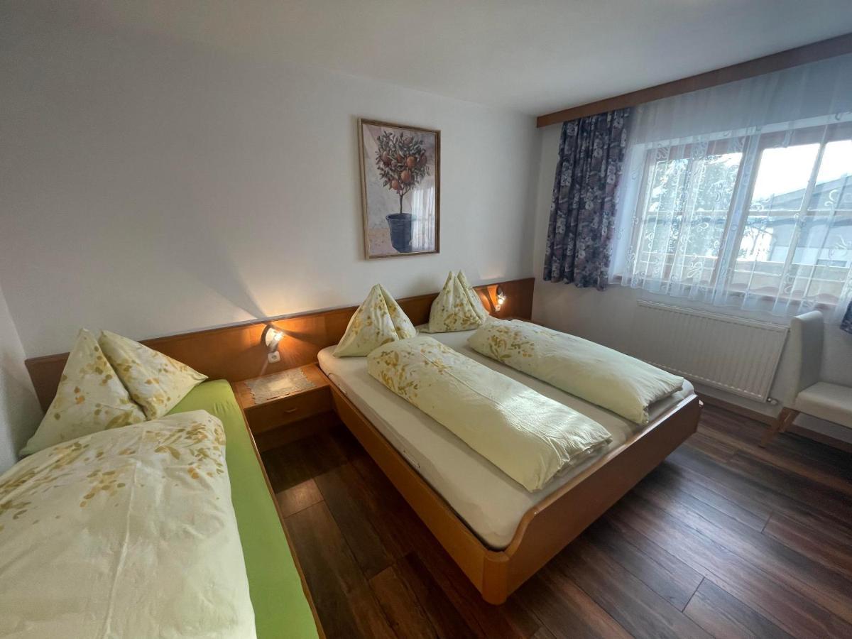 Gaestehaus Glaagut - Familie Hain Villa ฮอคฟิลเซิน ภายนอก รูปภาพ