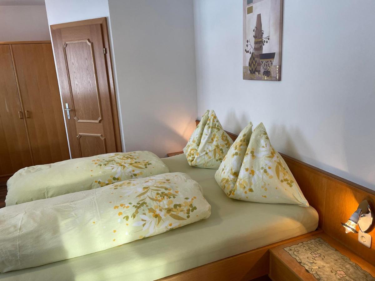 Gaestehaus Glaagut - Familie Hain Villa ฮอคฟิลเซิน ภายนอก รูปภาพ